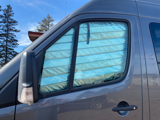 Sprinter 2019+ Driver/Passenger Window Covers - Set - Magnetic